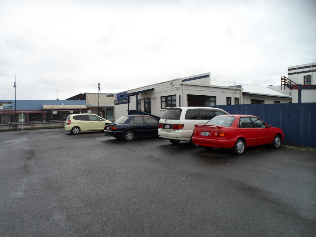 Essex Arms Motel Huntly Eksteriør bilde