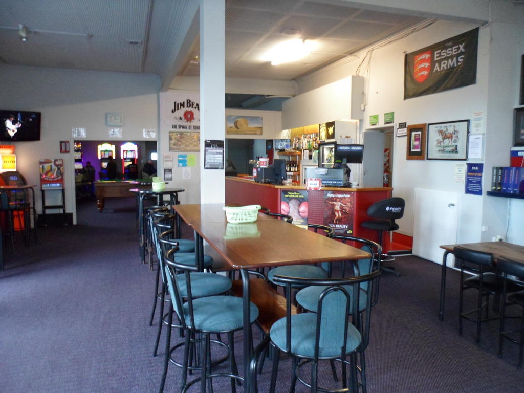 Essex Arms Motel Huntly Eksteriør bilde